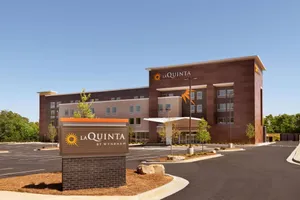 Image of La Quinta Inn & Suites by Wyndham Braselton