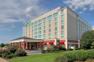 Image of Holiday Inn University Plaza-Bowling Green by IHG