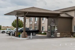 Image of Super 8 by Wyndham Gardner