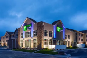Image of Holiday Inn Express & Suites Rapid City by IHG