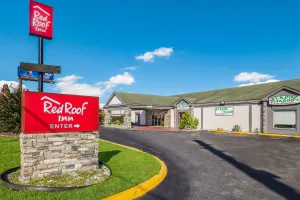 Image of Red Roof Inn Savannah - Richmond Hill I-95