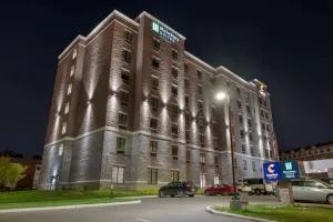 Image of Comfort Suites Cincinnati University - Downtown