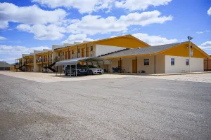 Image of Duncan Inn by OYO, OK - Hwy 81 Near Chisholm Casino