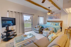 Image of 627 El Matador Condo by RedAwning