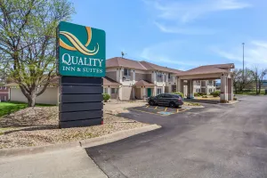 Image of Quality Inn & Suites West Omaha - NE Linclon