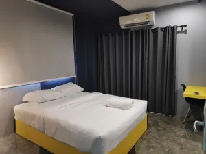 Image of Ratch66 Huai Khwang MRT