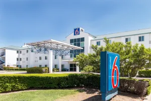 Image of Motel 6-Irving, TX - DFW Airport North