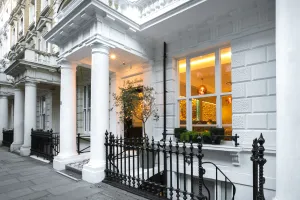 Image of Park Avenue J Hotel London Hyde Park