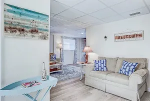 Image of Lake Side Retreat