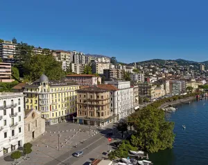 Image of International au Lac Historic Lakeside Hotel