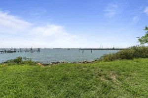 Image of Charming Waterfront 3 Bedroom Cabin by RedAwning