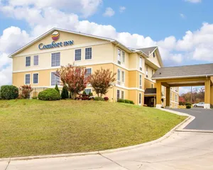 Image of Comfort Inn Poplar Bluff North