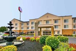 Image of Fairfield Inn & Suites Clarksville