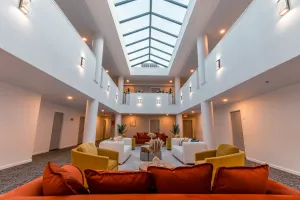 Image of Hotel Aluxor SFO, Shuttle Service