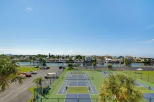 Image of Balcony and Resort Amenities Gulf Coast Escape!