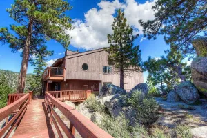 Image of Lakescape condo