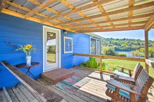 Image of Granvilles Blue Cottage Porch and River View!