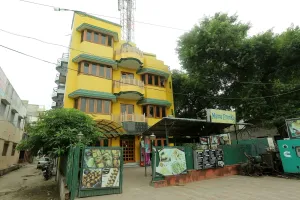 Image of Capital O 15091 Gaurav Boarding House
