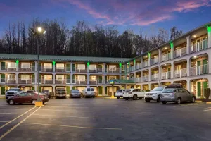 Image of SureStay Hotel by Best Western Summersville