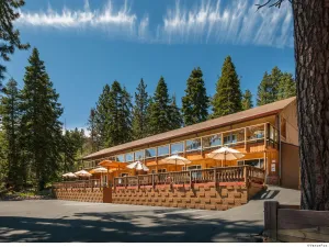 Image of Cedar Glen Lodge