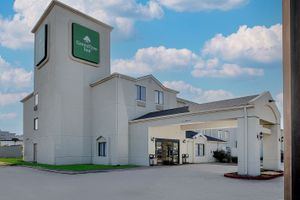 Image of GreenTree Inn - IAH Airport JFK Blvd