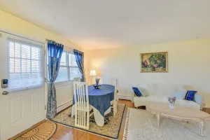 Image of Cozy Bay Shore Condo Near Museums & Outdoor Rec!