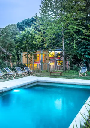 Image of B&B Baz