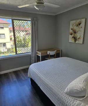 Image of 3 Bedroom Central Surfers Paradise Apartment
