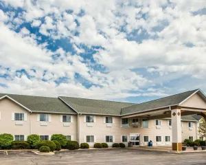 Image of Quality Inn & Suites Dixon near I-88