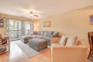 Image of Pawleys Island Vacation Rental on Golf Course!
