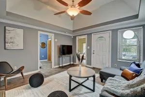 Image of Amazing 3BR/2BA home! Steps to Fountain Square!