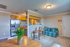 Image of Remodeled Ranch Apt in Sanger 12 Mi to Lake!