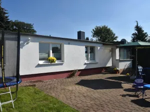 Image of Modern Bungalow in Kropelin With Garden