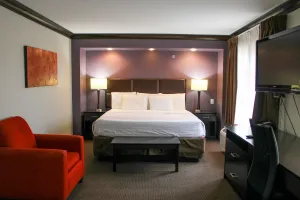 Image of Parkwood Inn & Suites