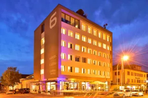 Image of Hotel SiX