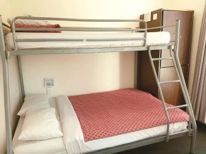 Image of Perth City Backpackers Hostel - note - Valid passport required to check in