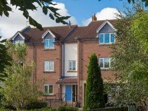 Image of 8 Eureka Mews