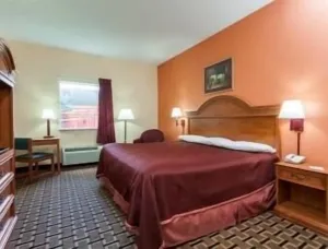 Image of Howard Johnson by Wyndham Airport