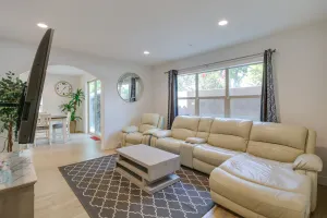 Image of Pet-Friendly Paramount Home, 16 Mi to Los Angeles!