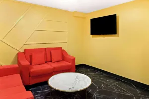 Image of Super 8 by Wyndham Vandalia/Dayton International Airport