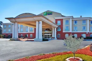 Image of Holiday Inn Express and Suites Thomasville by IHG