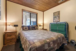 Image of Brown Bear Inn - Cute and cozy home in a beautiful neighborhood, close to downtown Big Bear