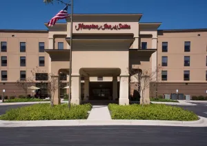 Image of Hampton Inn & Suites Woodstock, VA
