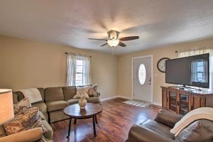 Image of Cottage with Yard, Walk to Historic Attractions