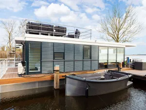 Image of Unique Houseboat on and around the Sneekermeer