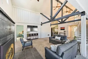 Image of Centrally Located Pinedale Vacation Rental!