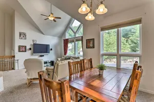 Image of Lake Harmony Villa: Walk to Big Boulder Mountain!