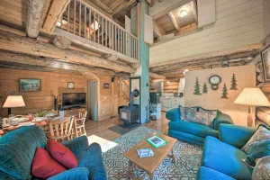 Image of Expansive Moyie Riverfront Cabin - Pets Welcome!