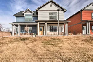 Image of Modern Townhome about 3 Mi to Dtwn Grand Junction