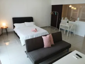 Image of Machome GuestHome at Trefoil Setia City